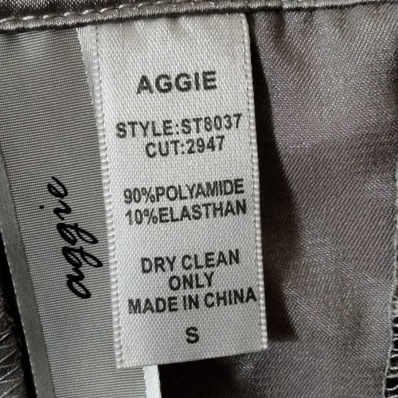 Aggie Black Lace Hook and Eye Corset Bustier top with mesh sleeves - Picture 13 of 13